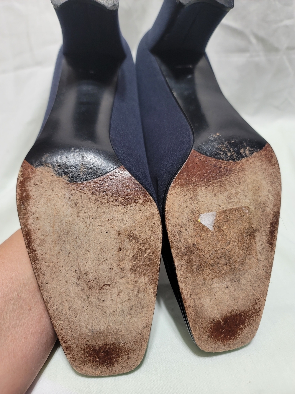 Stuart Weitzman Navy Blue Satin Square Toe Pumps, Size 7.5 B - Picture 6 of 10